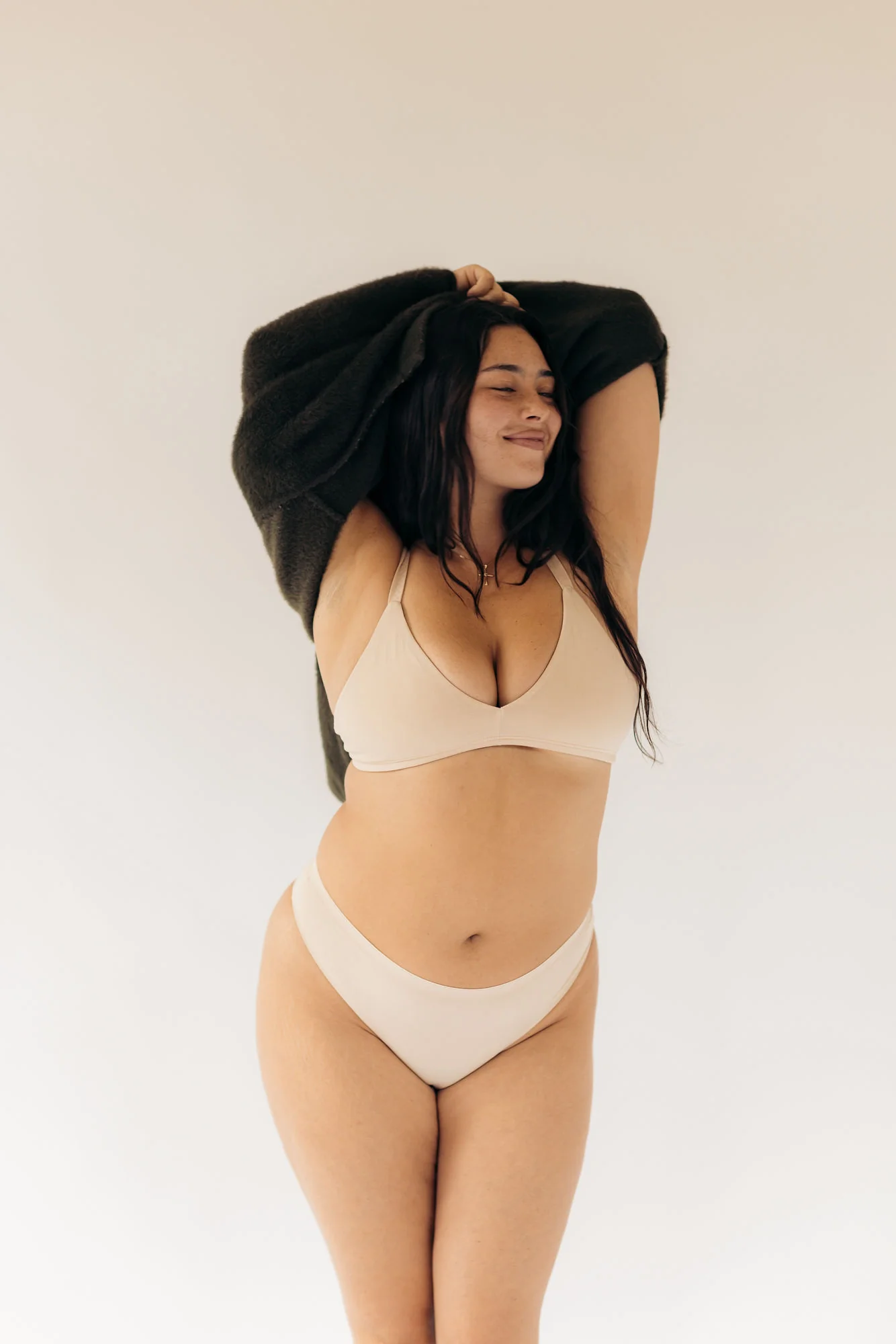 Seamless High Rise Thong - Image 7