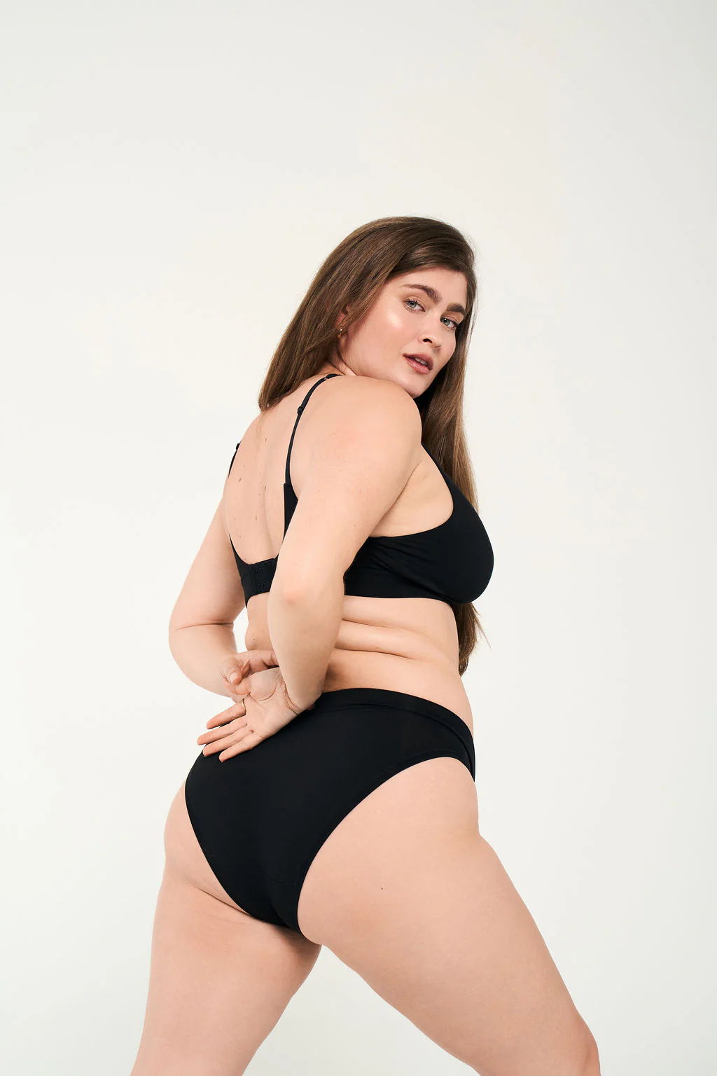 Crossover Bikini - Image 4