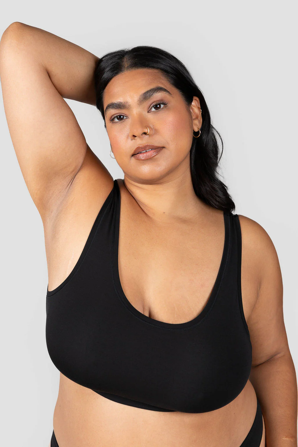Sporty Bralette - Image 11