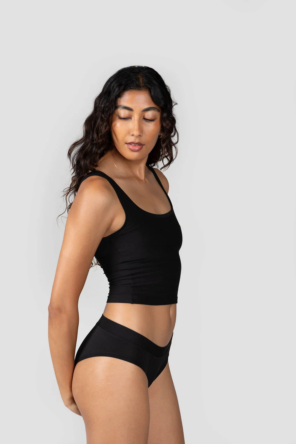 Sporty Crop Tank - Image 3
