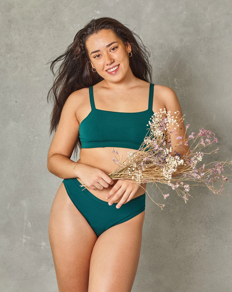 Bikini - Image 9