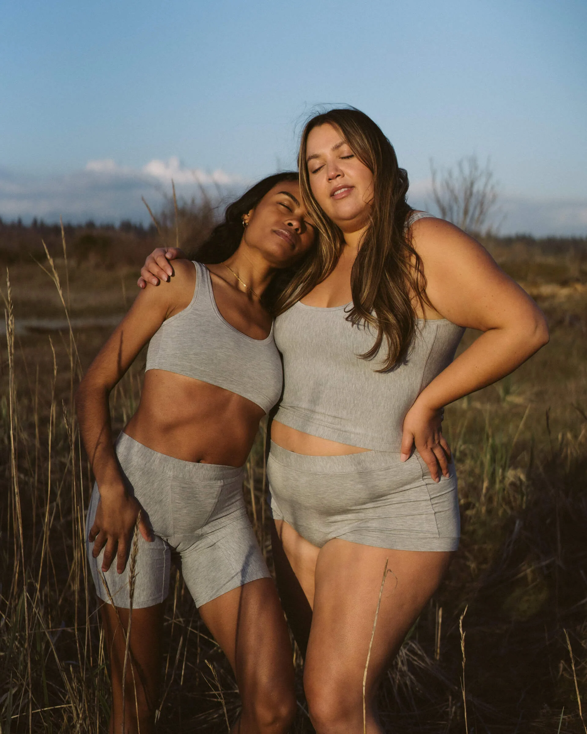 Sporty Bralette - Image 8