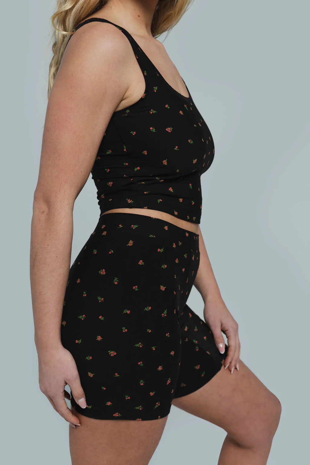 Sporty Crop Tank - Image 5