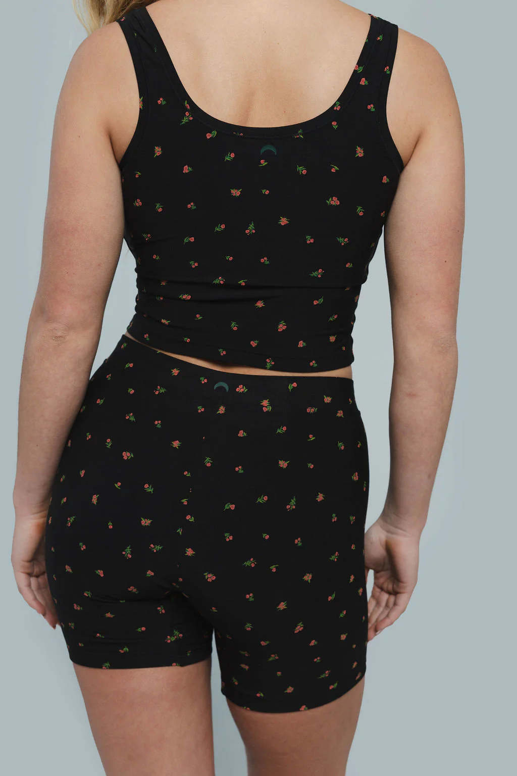 Sporty Crop Tank - Image 7