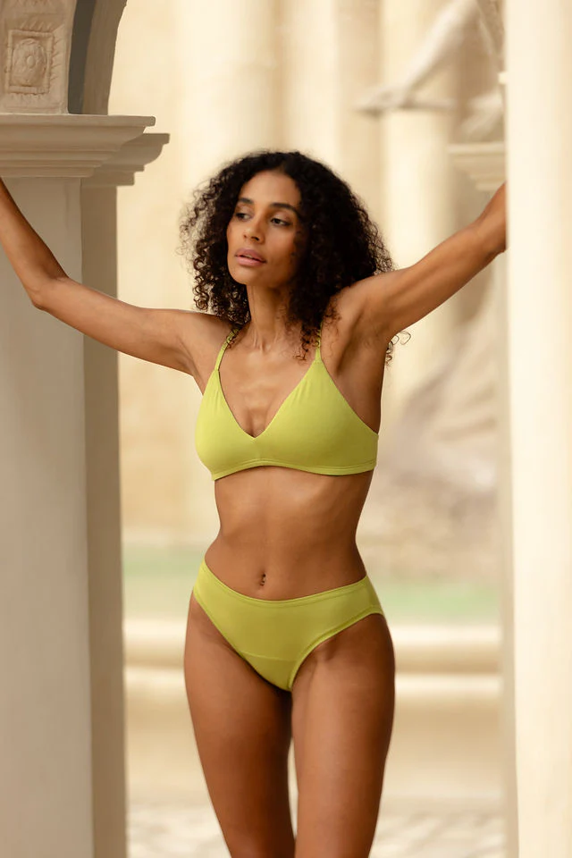 Bikini - Image 7