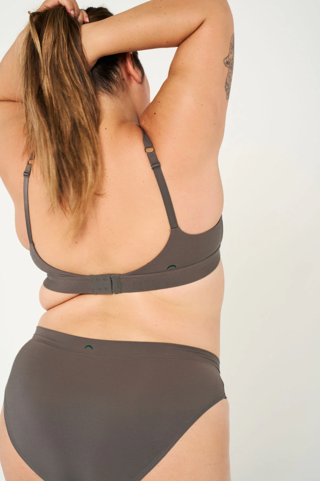 Crossover Bikini - Image 8